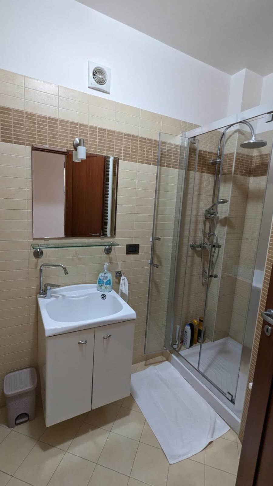 La Casa Dei Due Mari - Large Apartment With Parking Taranto Exterior photo